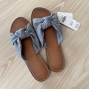 Abercrombie & Fitch Knot Sandals